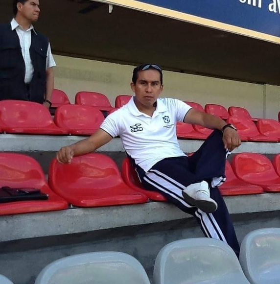 Meet your Posher, Gerardo - Picture 1 of 1